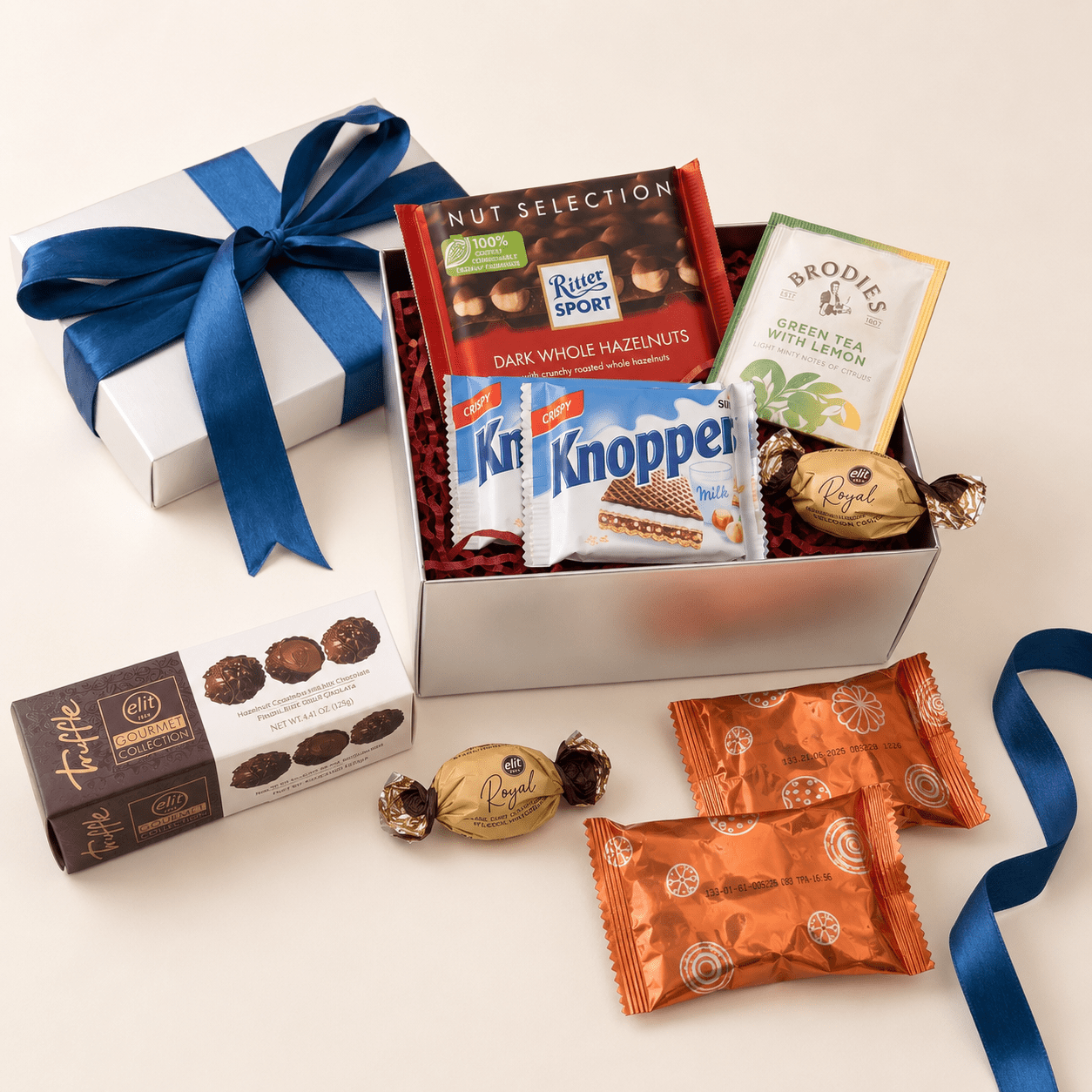 Beehive Moments Classic II Gift Set - Beehive Chocolate & Gift Malaysia